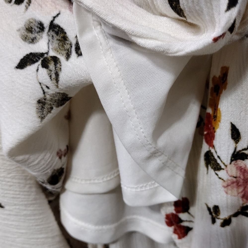 AE Floral High Low Wrap Maxi Dress Women's XS Cream Cottagecore Peasant Coastal - Picture 8 of 10